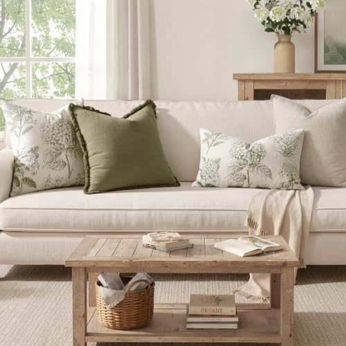 Set of 2 Lumbar Floral Pillow Covers 12x20 Inch Light Green - Image 3