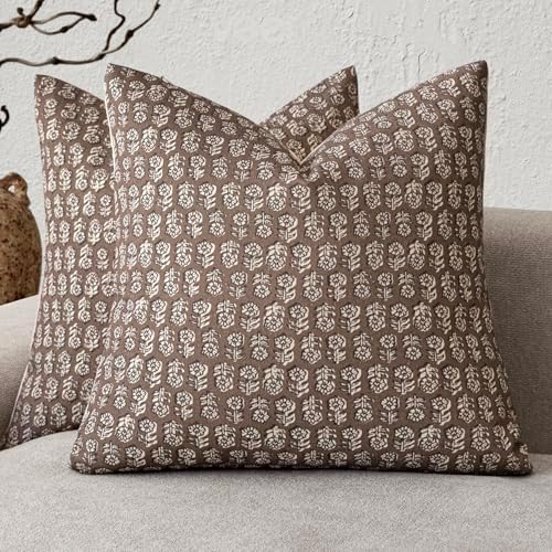 Foindtower Decorative Floral Print Throw Pillow Covers 18×18 Inch,Brown by Foindtower