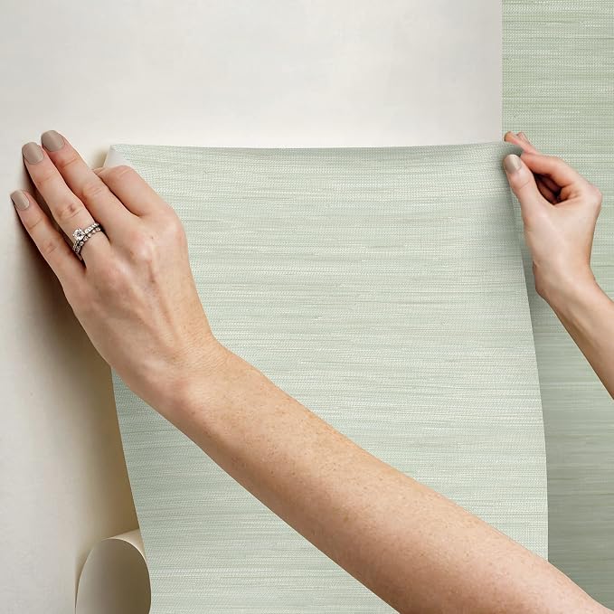 NuWallpaper x Society Social Green Classic Faux Grasscloth Peel & Stick Wallpaper, SSS6007 - Image 7