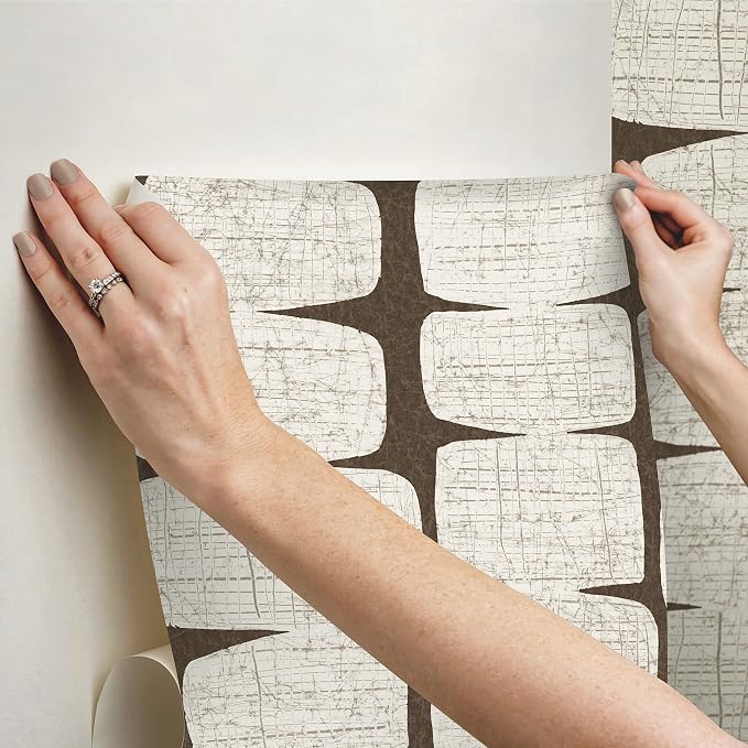 RoomMates RMK12349PL Mid-Century Beads Peel and Stick Wallpaper, Brown - Image 4